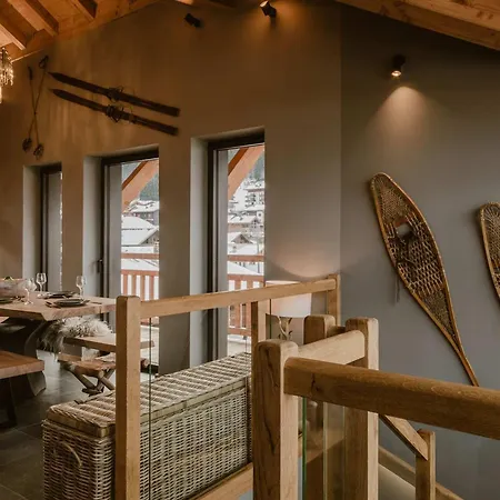 5 Luxury Sleeps 6 * Morzine