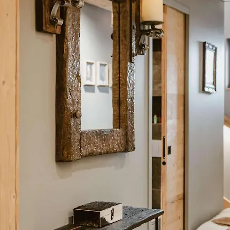 5 Luxury Sleeps 6 Morzine
