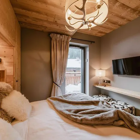 5 Luxury Sleeps 6 شقة *
